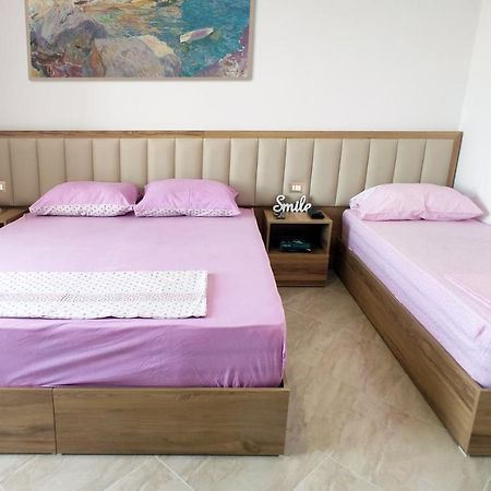 Villa Luelfa Durrës Eksteriør bilde